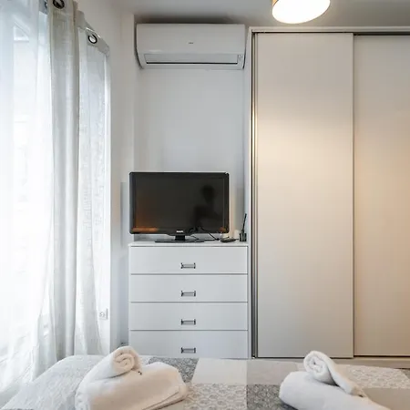 Modernly Designed 1Bd Apartment In The Center Of Sofia Apartment *